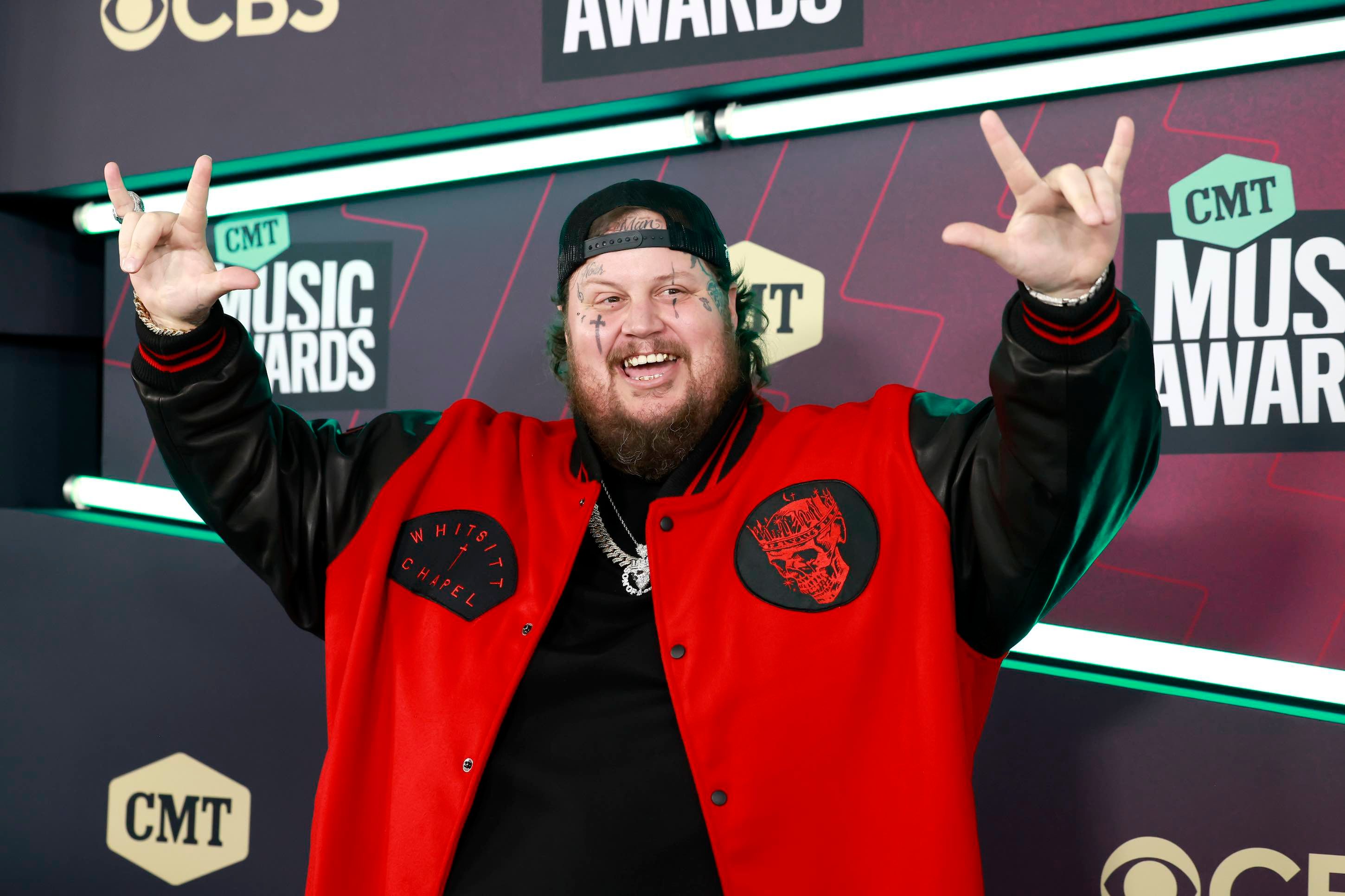 Jelly Roll Wins 2023 CMT Digital-First Performance of the Year Award ...