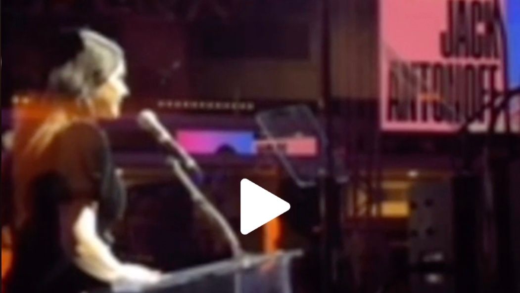 <p>Lana Lasso Announcement Screenshot</p>