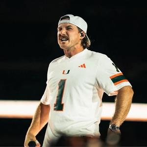 Morgan Wallen backstage in Florida