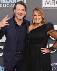 Artist - Morgan Wallen & His Mother 1