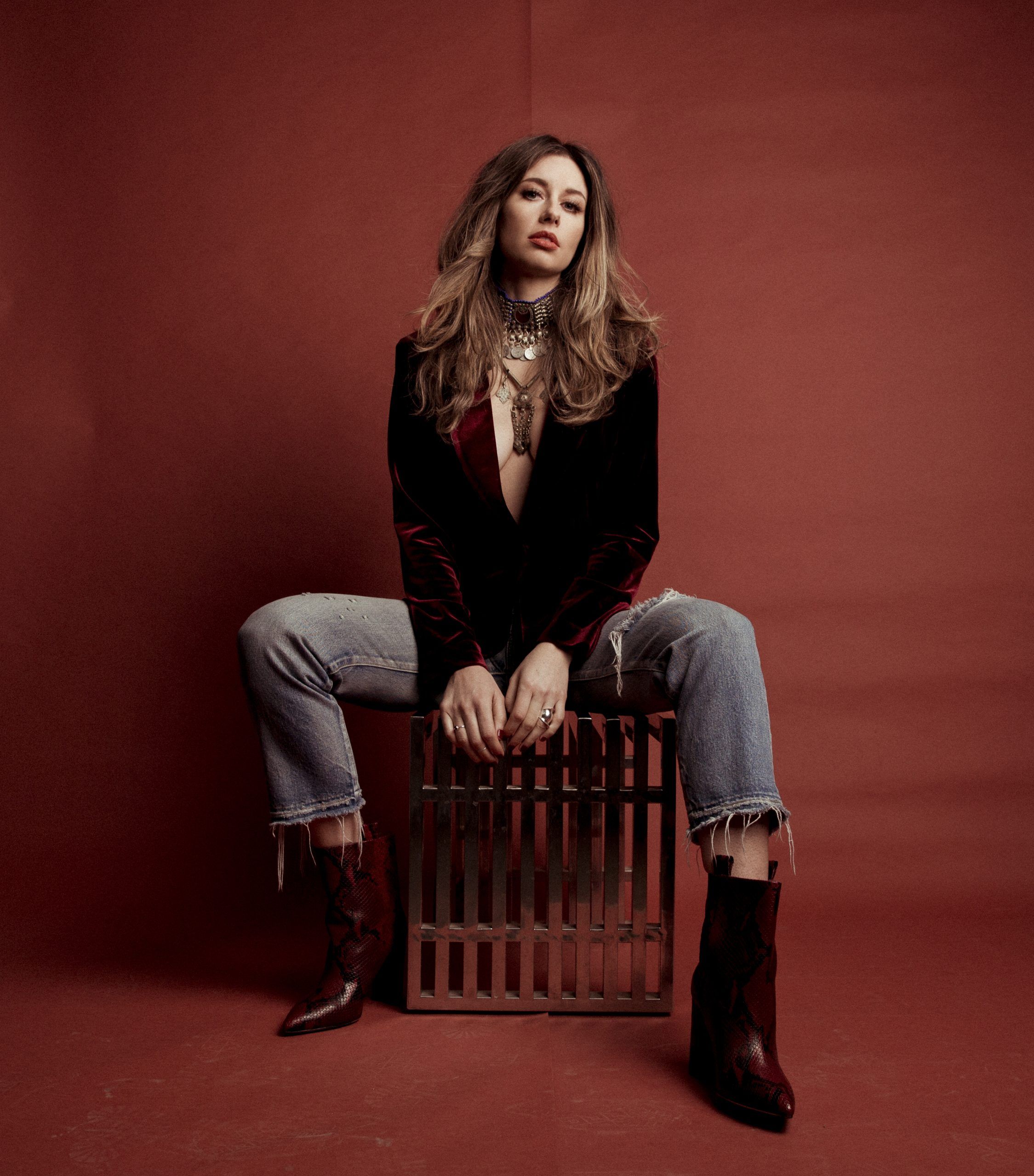 Holler Country Music