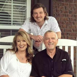 Artist - Morgan Wallen & His Mother & Father 1