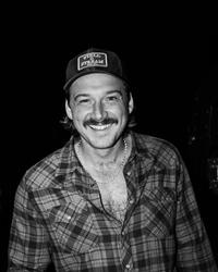 Morgan Wallen behind the scenes of the ‘20 Cigarettes’ video