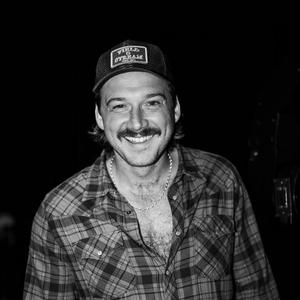 Morgan Wallen behind the scenes of the ‘20 Cigarettes’ video