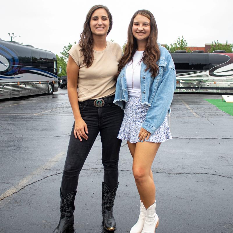 <p>Angie K & Madeleine OConnell At Windy City Smokeout</p>
