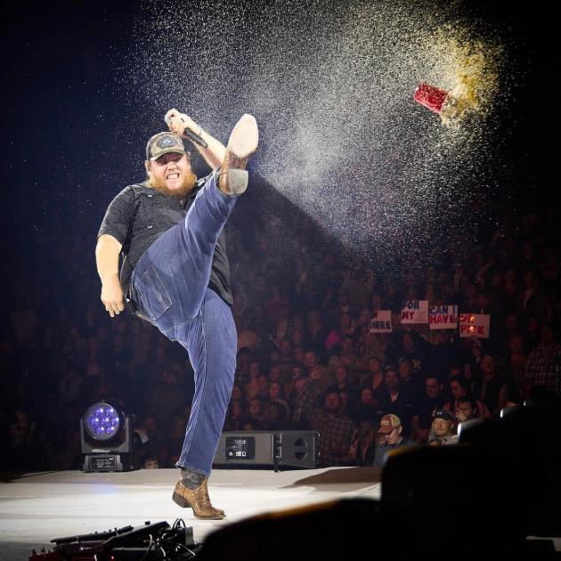 Luke Combs 2024 Concert Tour Setlist Holler