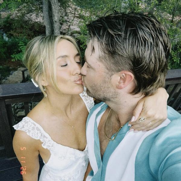Lainey Wilson & Devlin ‘Duck’ Hodges on their honeymoon