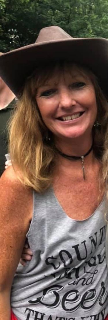 Holler Country Music