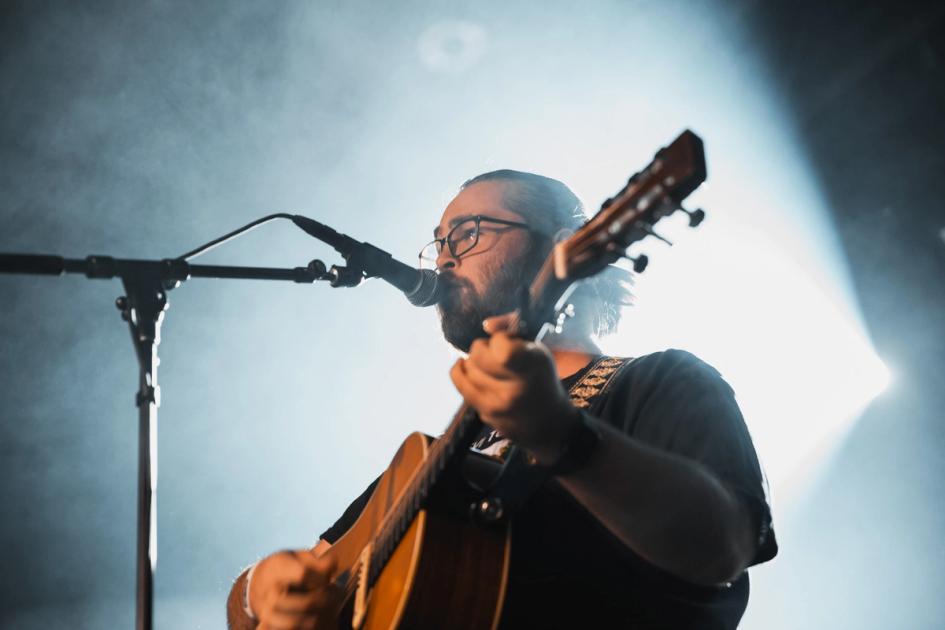 J.R. Carroll Announces Debut Album 'Dark Cloud'