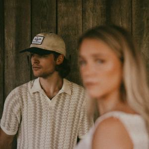 Single – Turned Into Missing You – Max McNown and Avery Anna