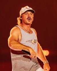 Morgan Wallen performing in Miami