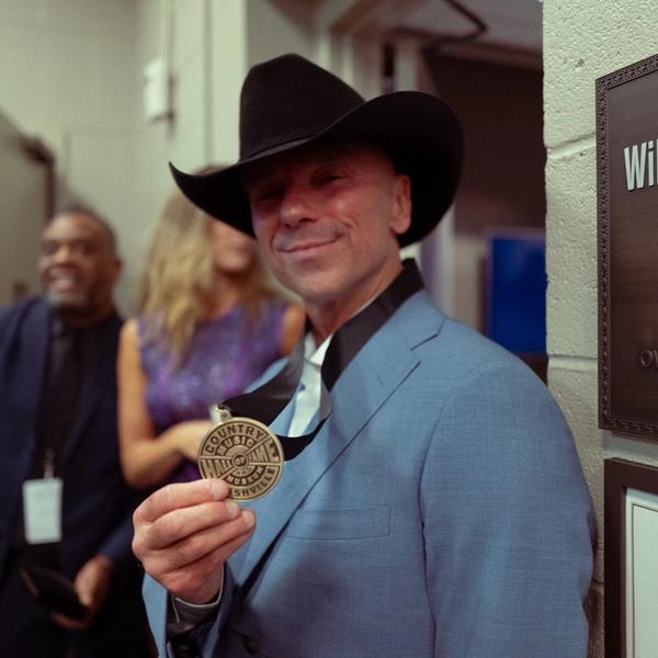 Kenny Chesney at the Country Music Hall of Fame