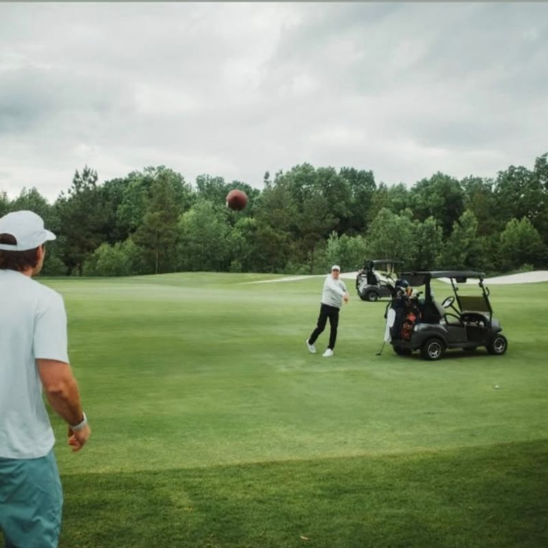 <p>Artist - Morgan Wallen & Tom Brady 1</p>