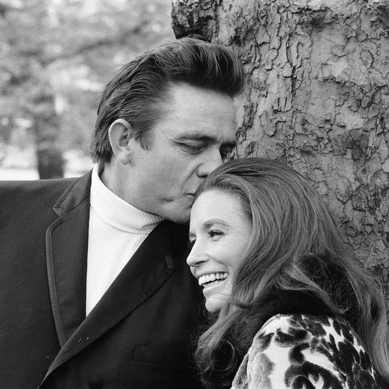 <p>Johnny Cash & June Carter</p>
