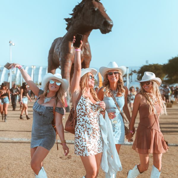 The Best Women's Country Festival Outfit Ideas for 2023