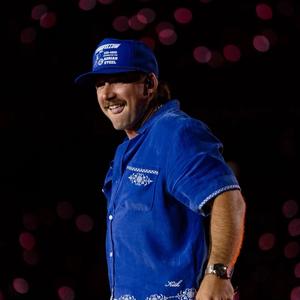 Morgan Wallen performing in Chicago 2026