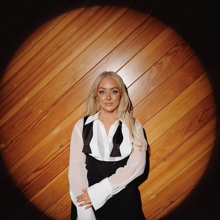 Artist - Jessie Jo Dillon 1