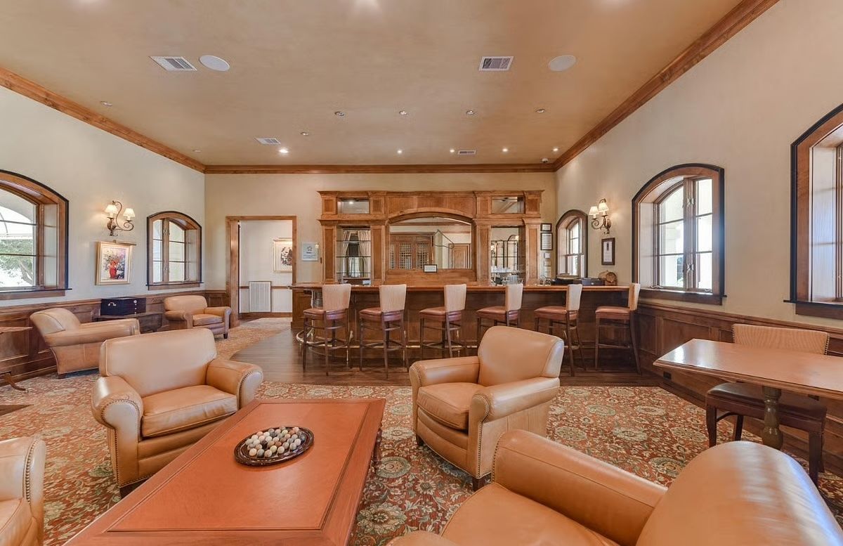 <p>Drake Houston Ranch Interior</p>