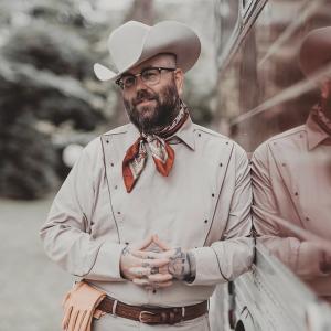 Holler Country Music