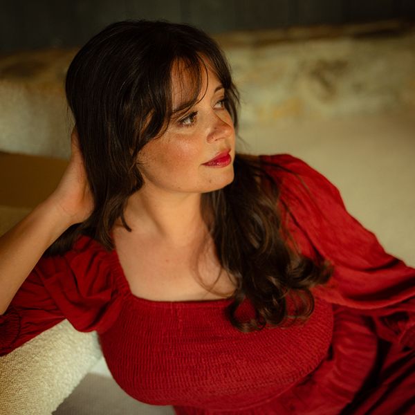 Holler Country Music