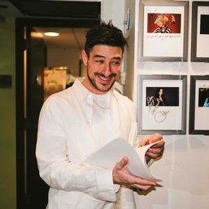 Marcus Mumford backstage 2026