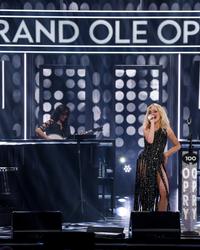 Artist - Sabrina Carpenter - Grand Ole Opry 1