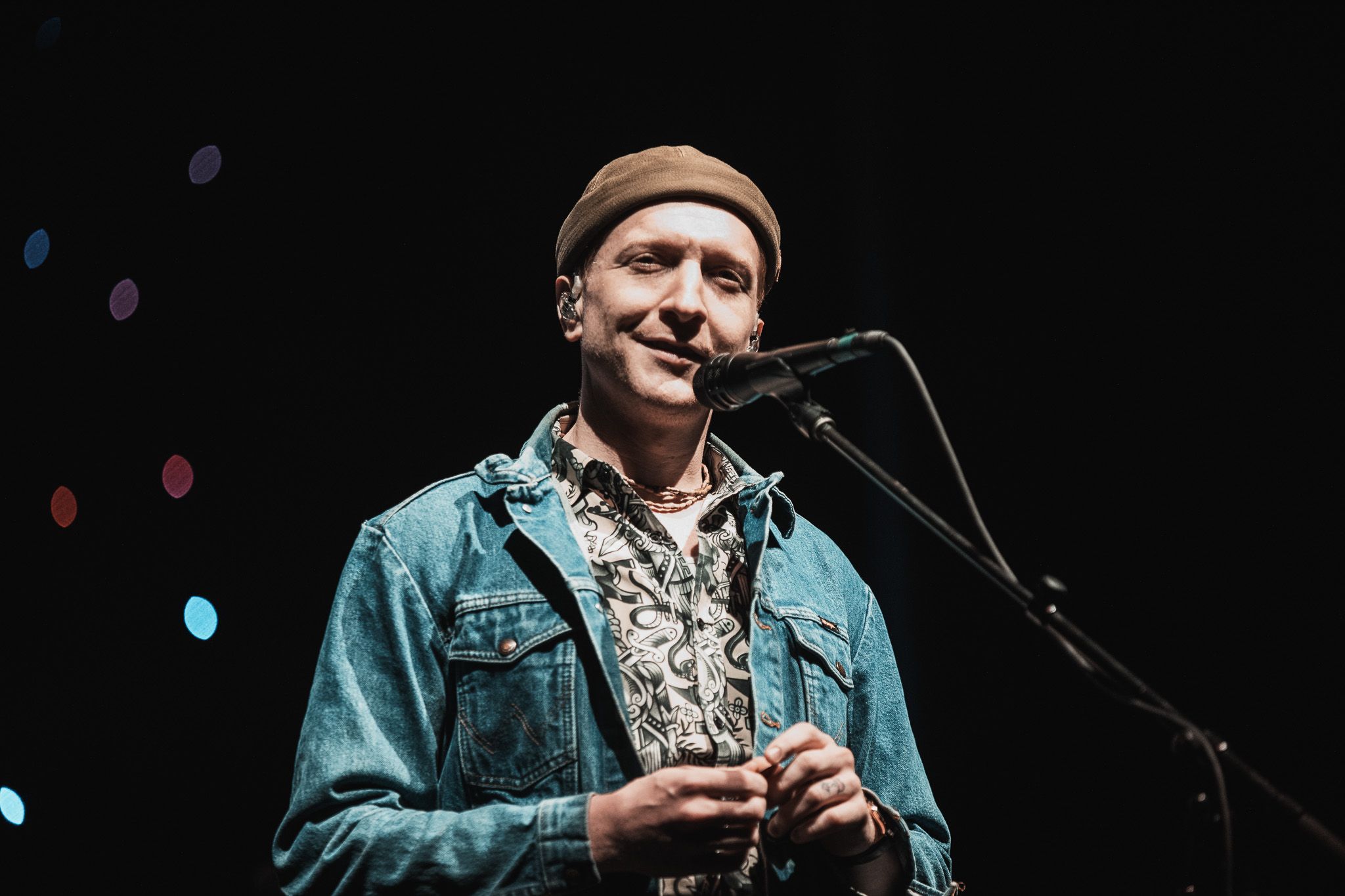 Holler Country Music