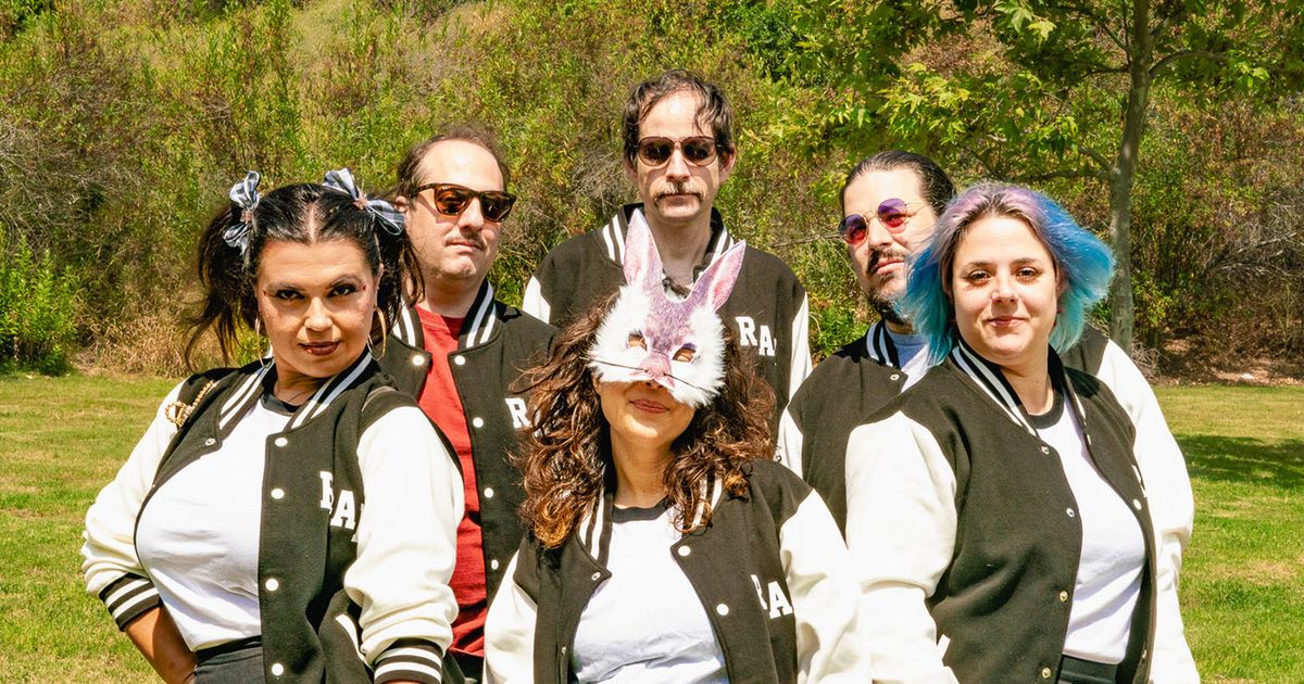 Rah Rah Rabbit - ‘Game You’re Playing’ Exclusive Premiere | Holler