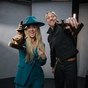 Artist - Lainey Wilson & Brandon Lake at the 2026 DOVE Awards 1