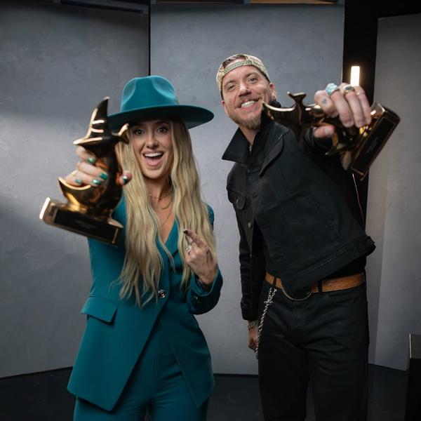 Artist - Lainey Wilson & Brandon Lake at the 2026 DOVE Awards 1