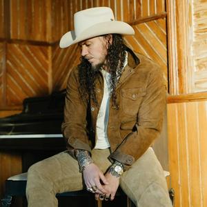 Brandon Lake wearing a cowboy hat
