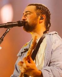 Noah Kahan performing in 2026