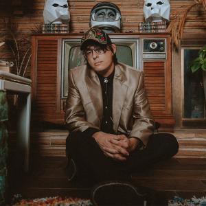 Holler Country Music