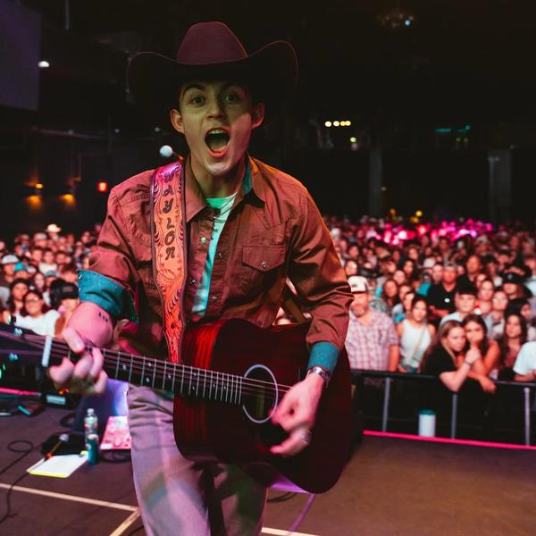 Waylon Wyatt performing live