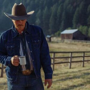 Holler Country Music