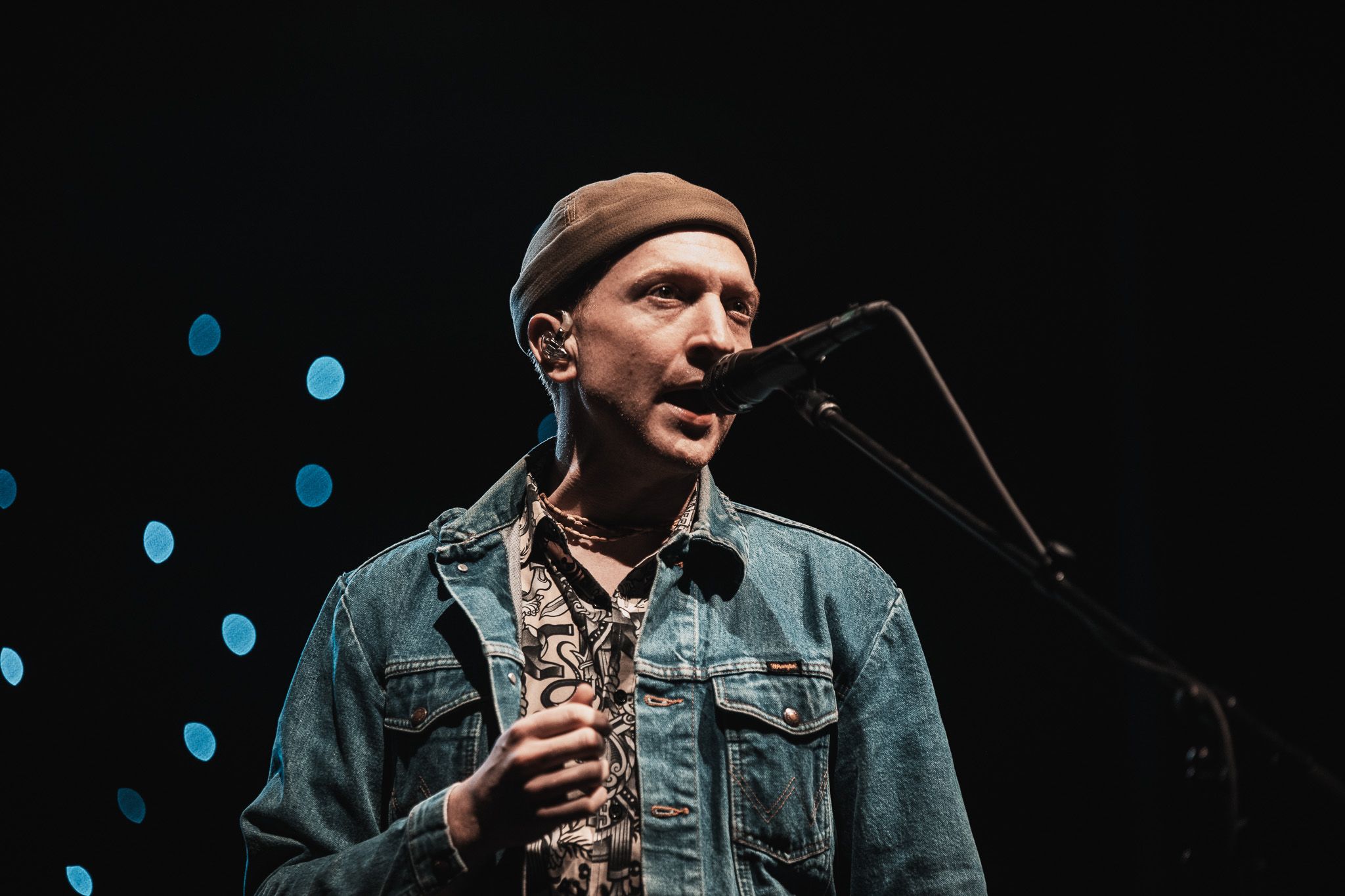 Holler Country Music