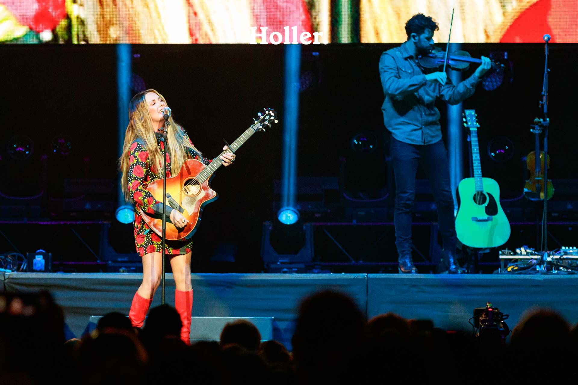 Holler Country Music