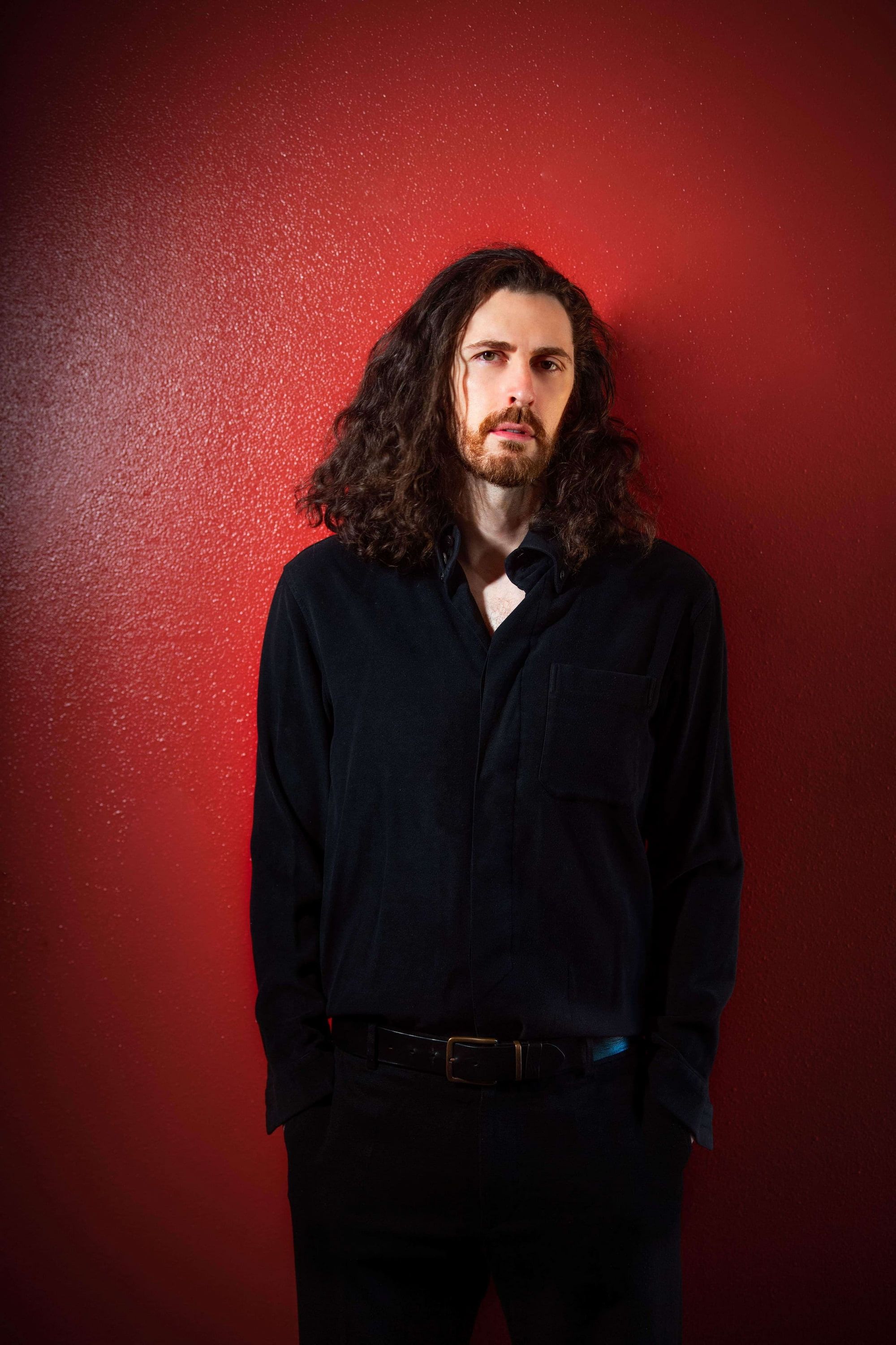 Hozier Unveils Previously Unreleased Tracks With Unheard Ep Holler 1094