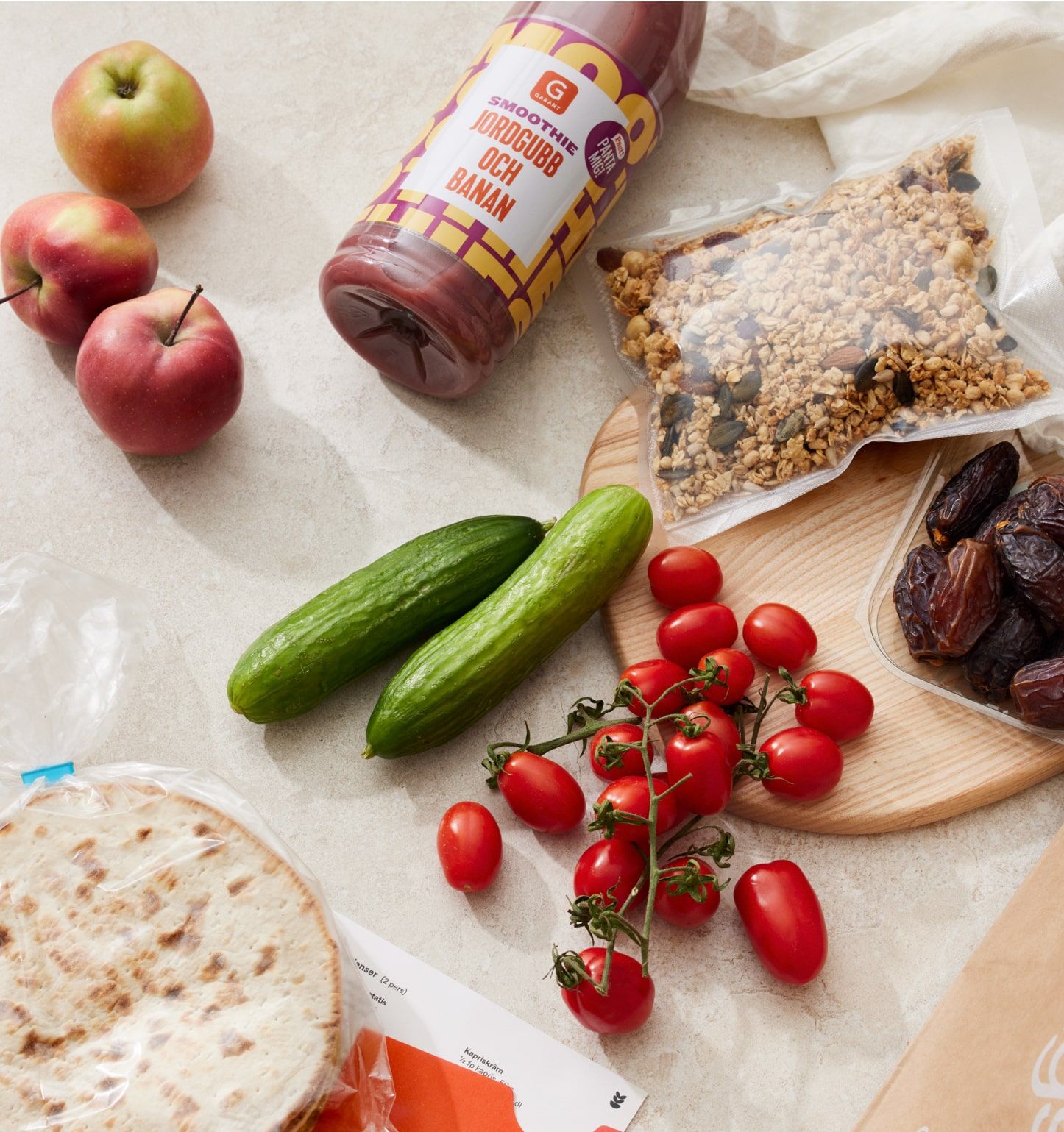 Middagsfrid packaging detail, right of a paired photograph from the rebrand