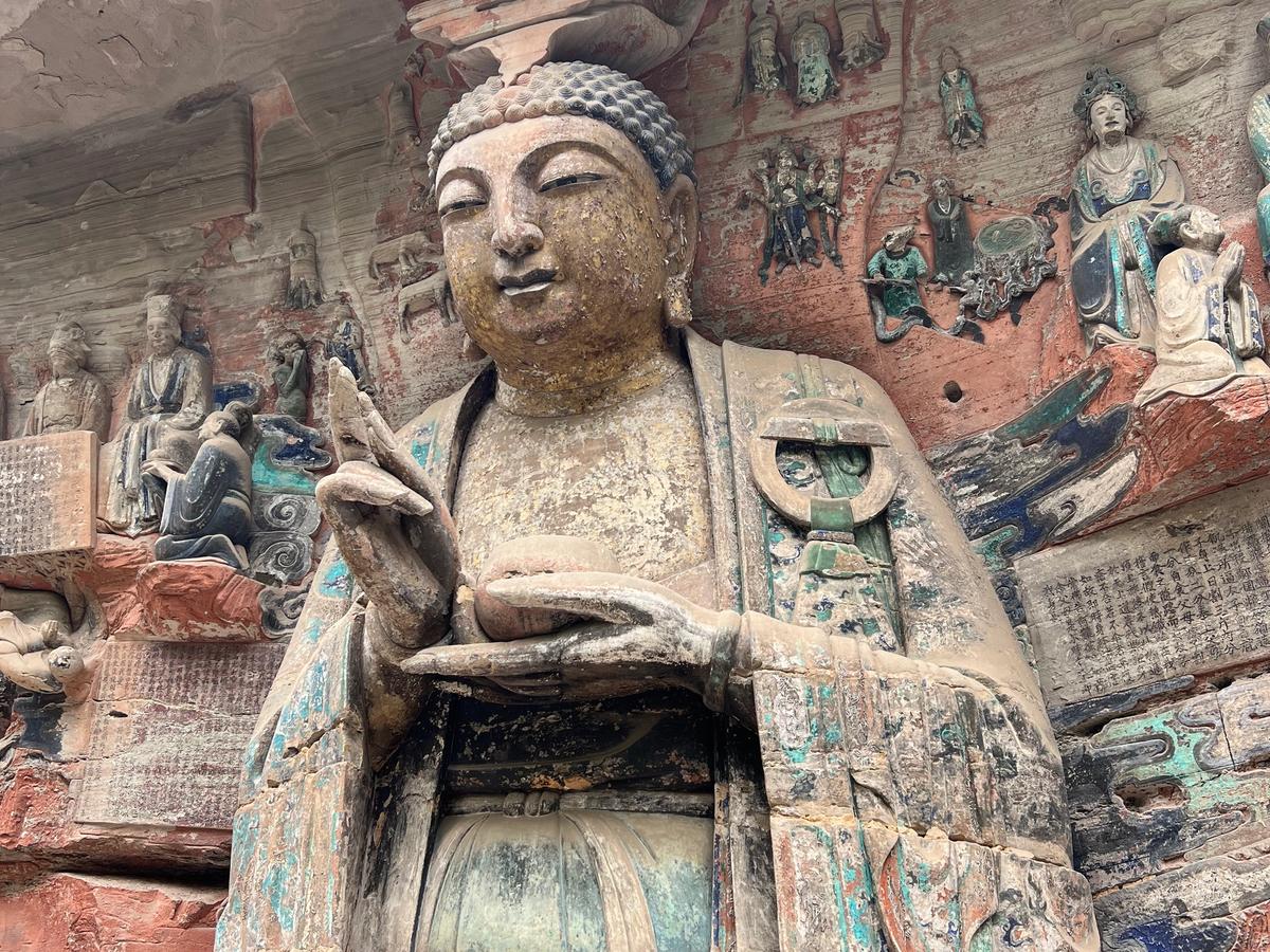 Dazu Rock Carvings World Heritage Tour