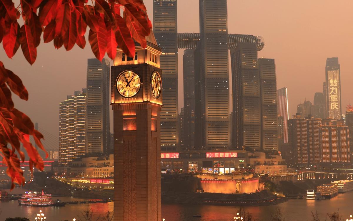 Try These Basic Chongqing Dialect Phrases on Your Next Chongqing Trip: Waitress aunties might give you more food :)