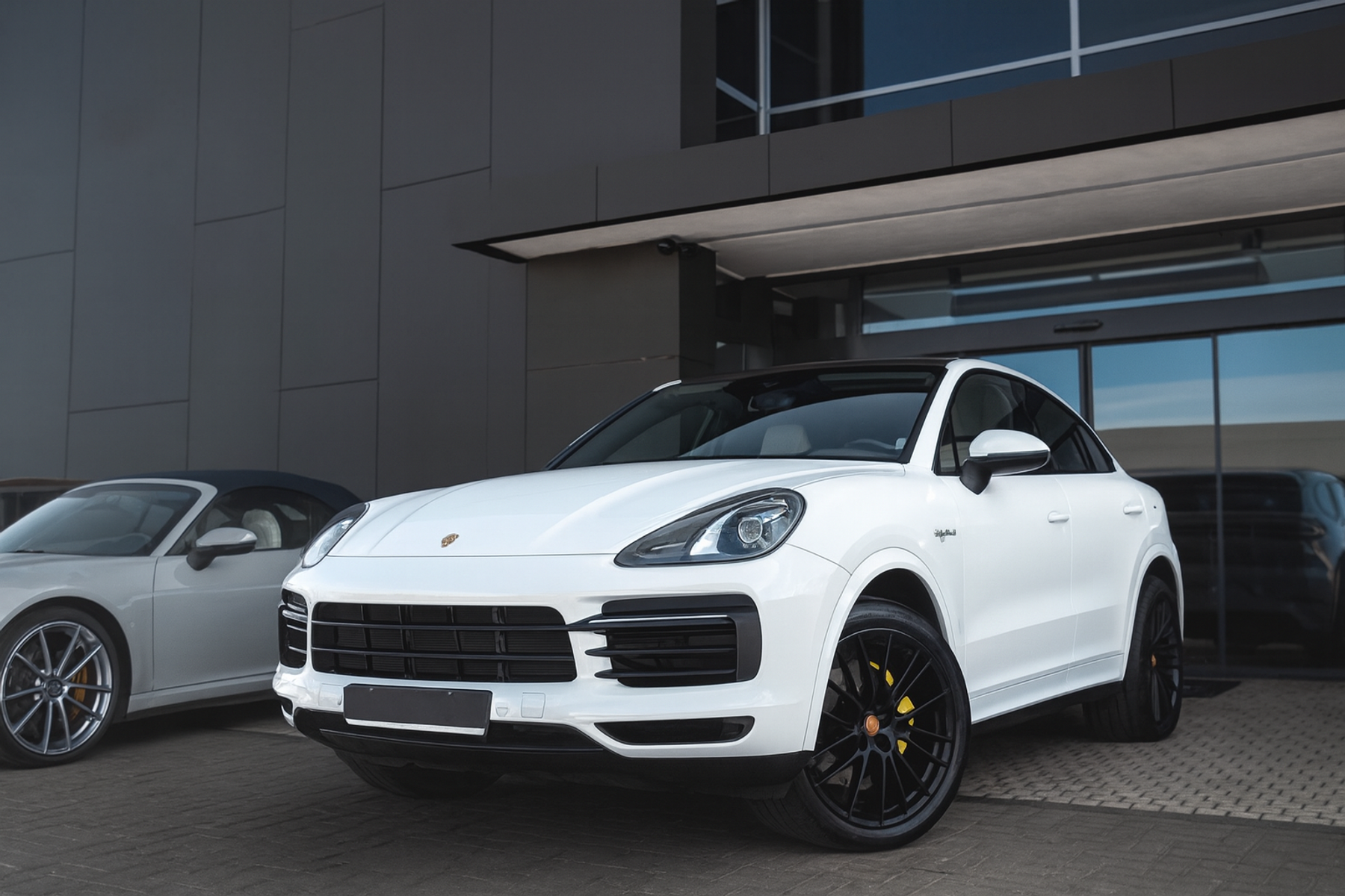 Porsche Cayenne E‑Hybrid Coupé Platinum Edition — zdjęcie 4