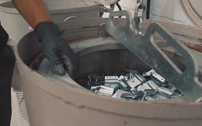 Galvanização automatizada: o segredo para peças mais duráveis e valorizadas