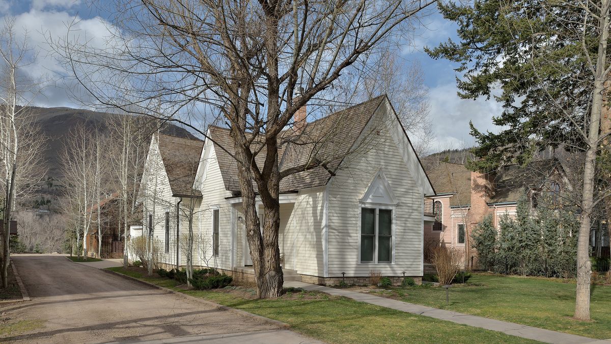 Remodeling an Aspen Home: Permits, Timing, and Resale Value – Aspen Victorian style house Hallam Street 2