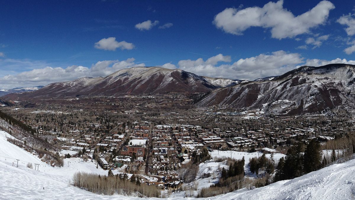 2020 Real Estate Market Report – Aspen panorama (8552886075)