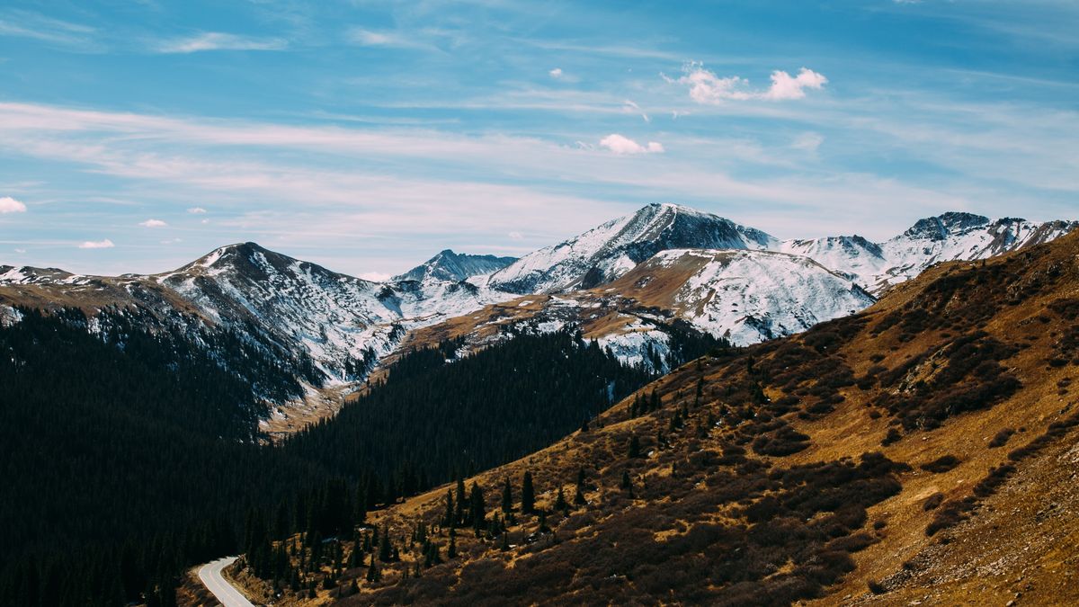 Outdoor Living Spaces Aspen Buyers Notice First – Aspen, United States (Unsplash)