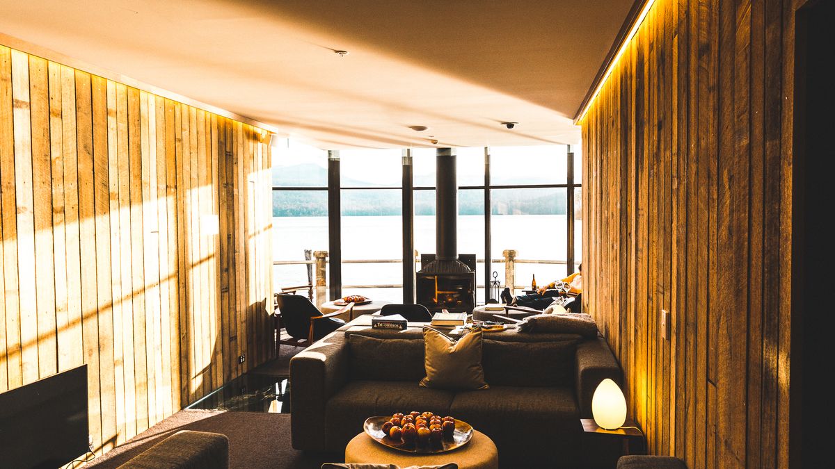 Best Amenities in Aspen Luxury Homes Today – Lake St Clair (Unsplash)