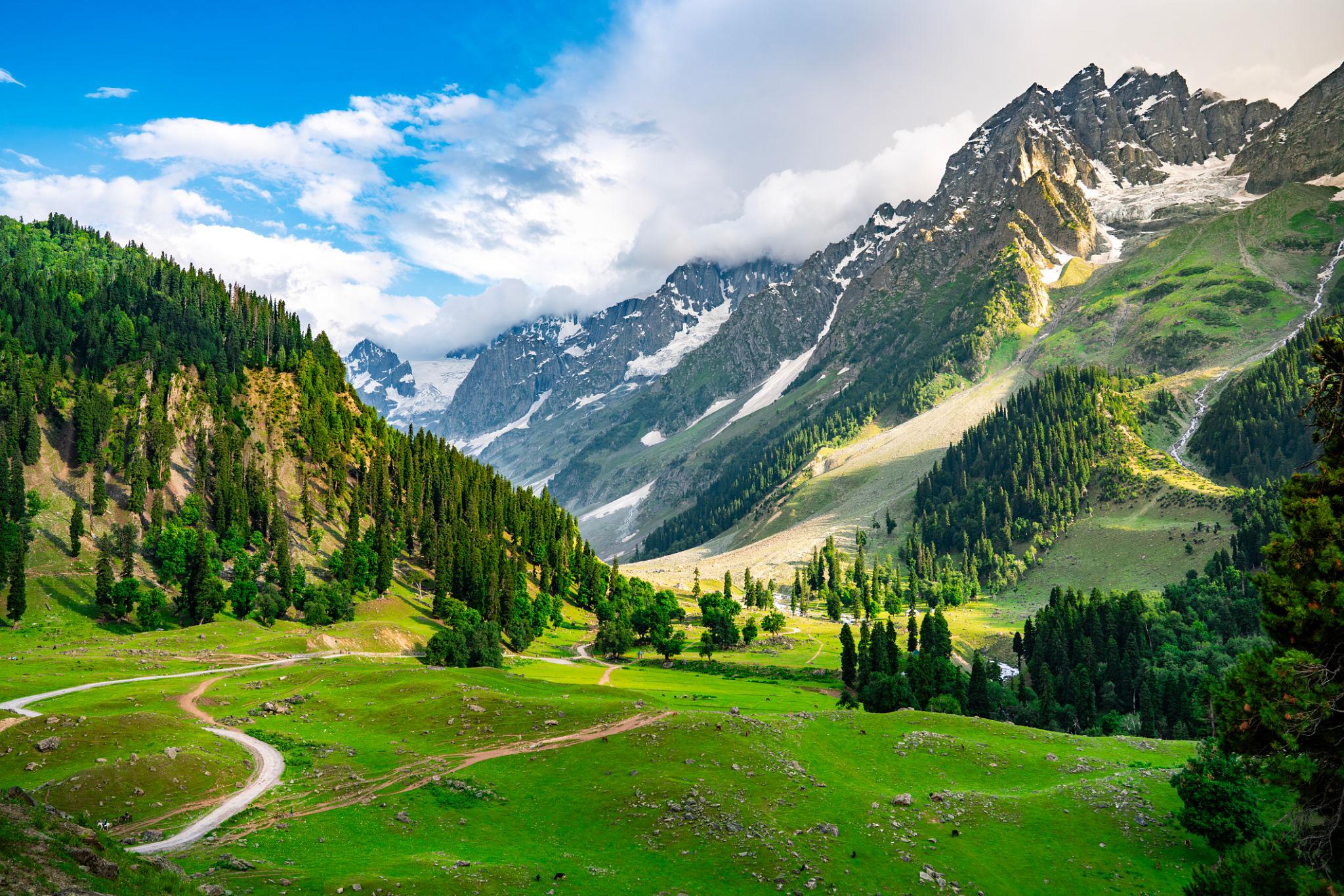 6 Nights / 7 Days Kashmir Tour Package from Pune