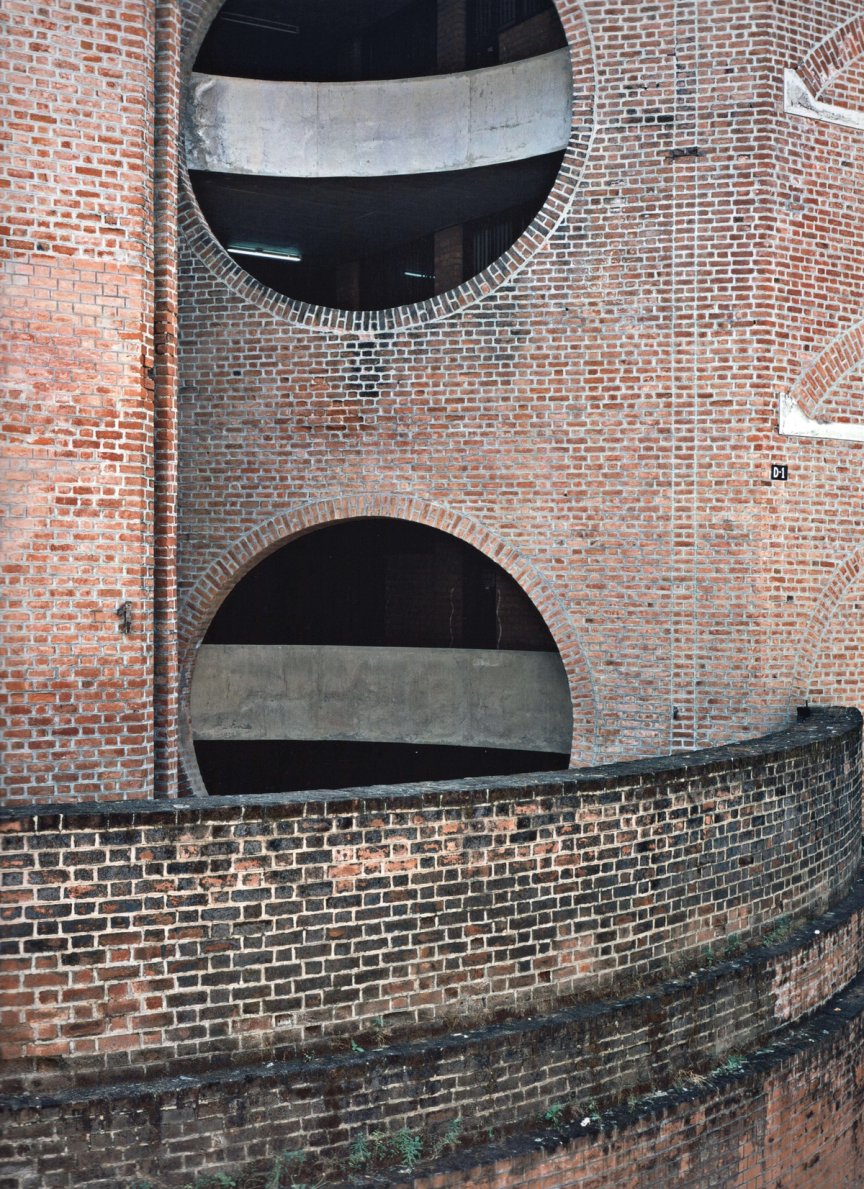 Louis Kahn-IMM