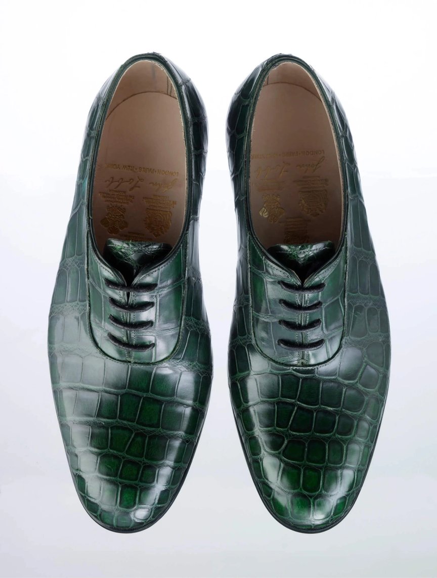 PERFECT SHOE